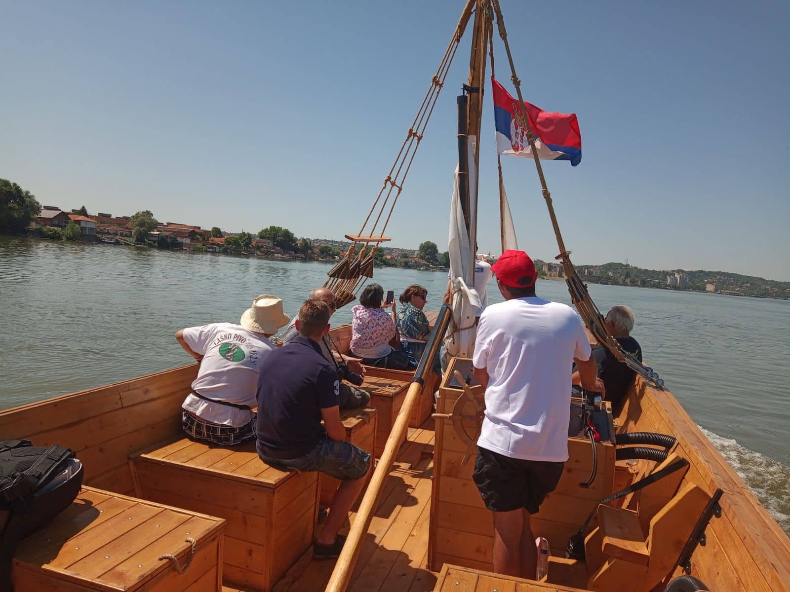 U Kovinu obeležen Dan Dunava vožnjom šajkom do Smedereva